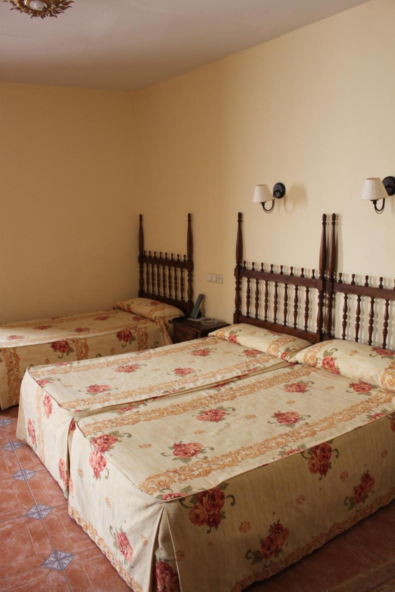 Hotel Rey Nino Ávila Esterno foto