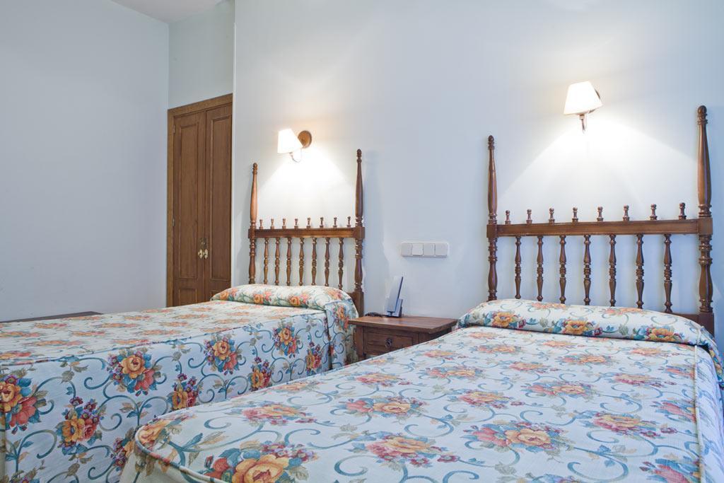 Hotel Rey Nino Ávila Esterno foto