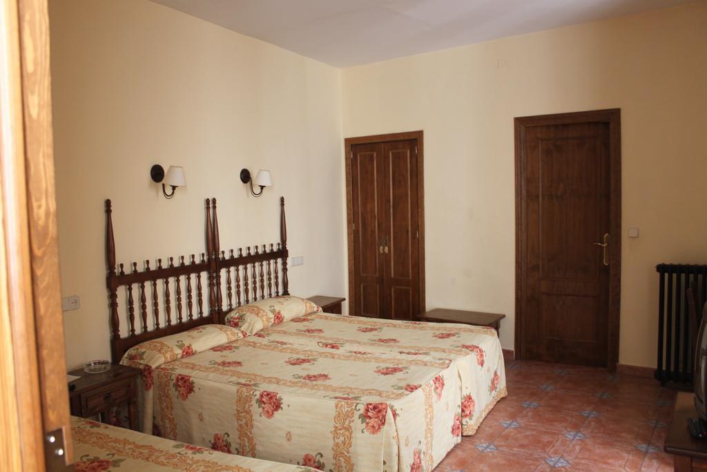 Hotel Rey Nino Ávila Esterno foto